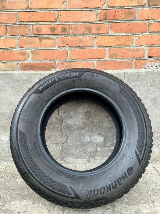 Зимова гума Hankook 2022