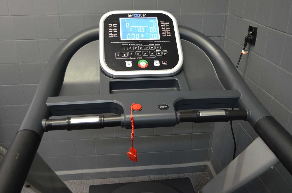 _Bieżnia Maxxus 7.3 solidna i wytrzymała do 130kg serwis + instrukcja