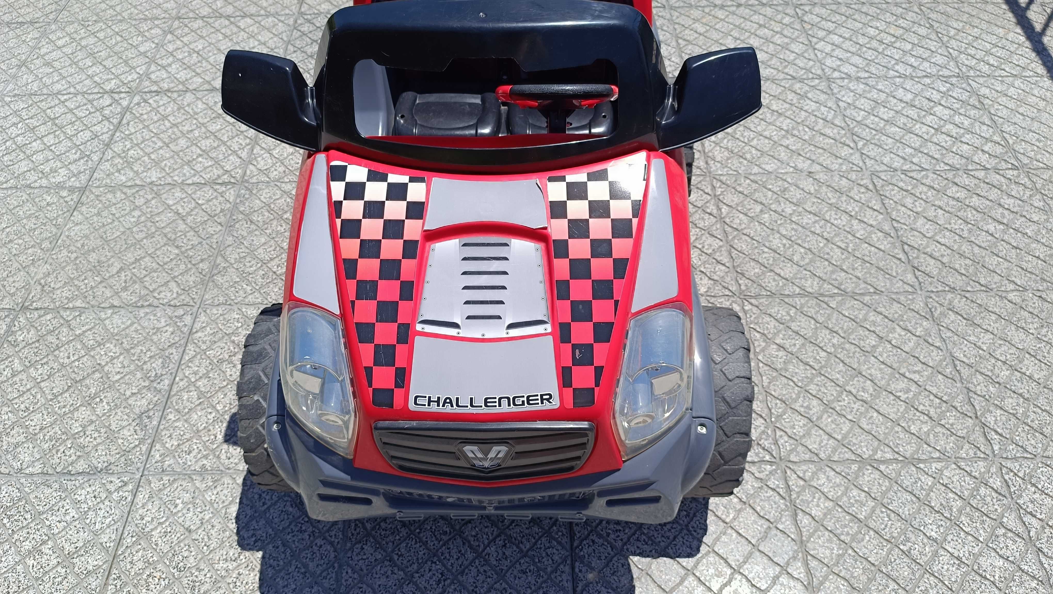 Veiculo a Bateria - Jipe Challenger 12V