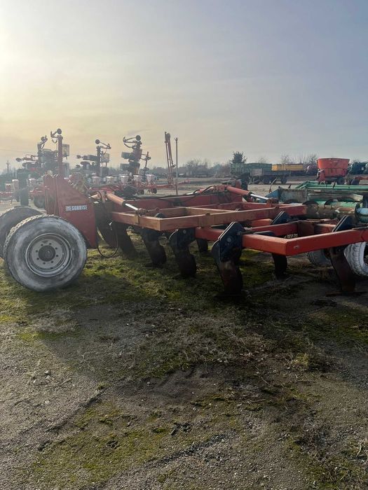 Глибокорозпушувач Sunrise