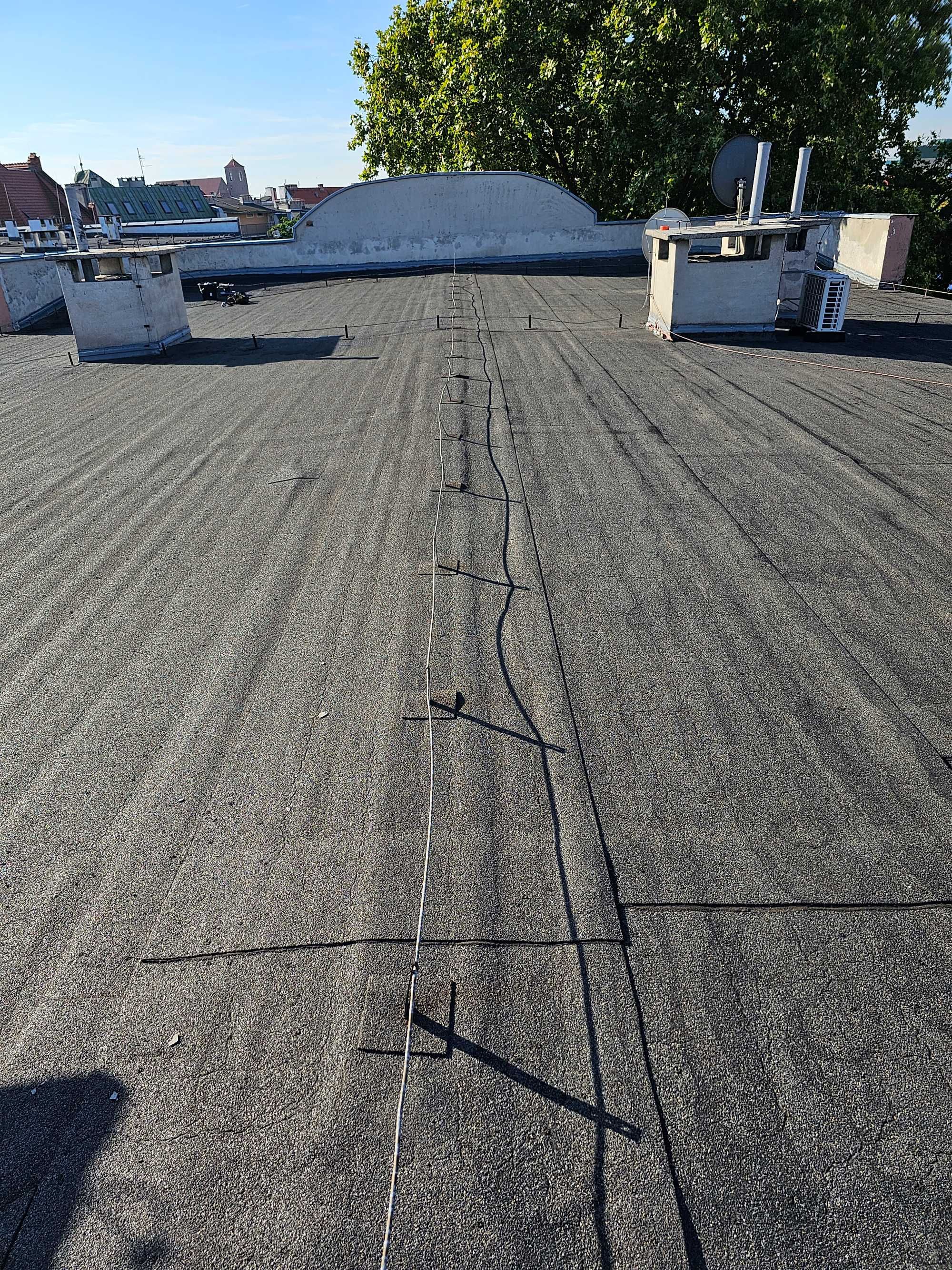 Remonty Dachów , Hydroizolacja , Uszczelnianie Dachów