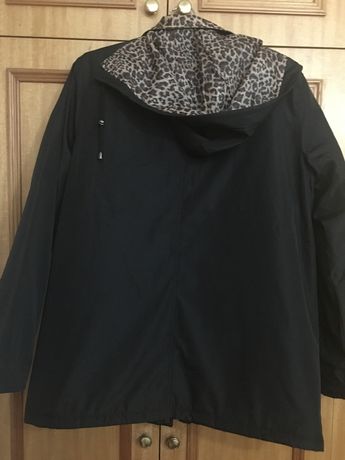 Vendo casaca de senhora preto XL marca foglie rosse como nova
