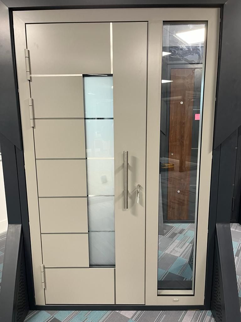 Drzwi aluminiowe wejściowe zewnętrzne