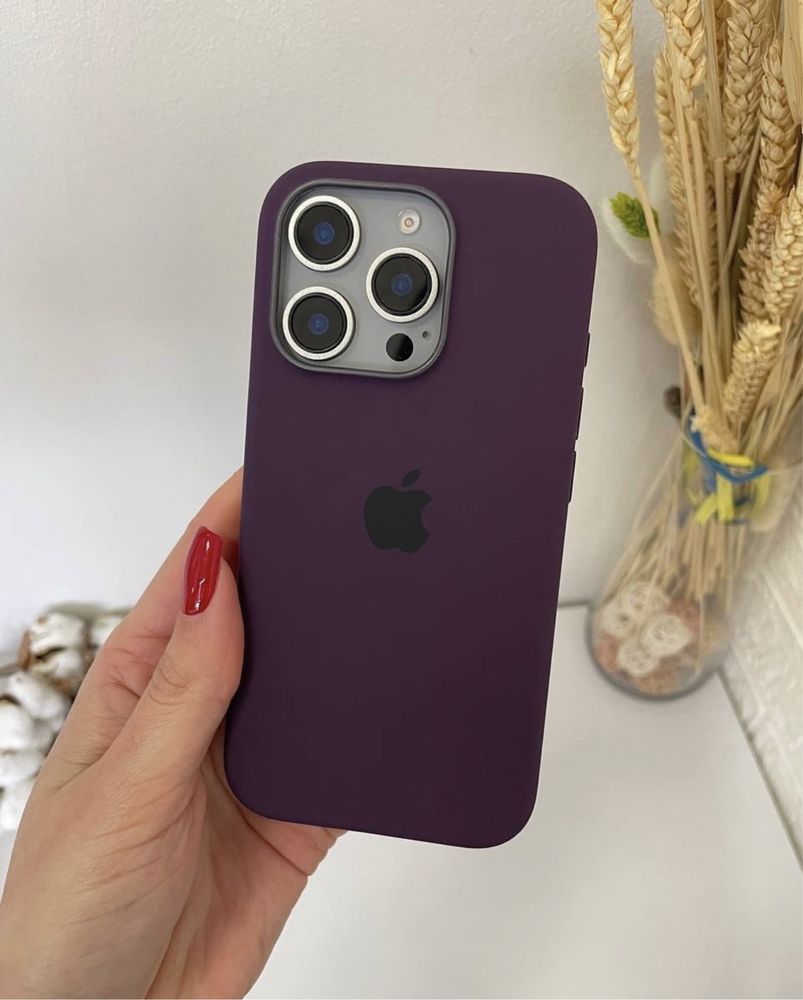 Силиконовый чехол чохол Silicon case Magsafe для iphone 16 pro max