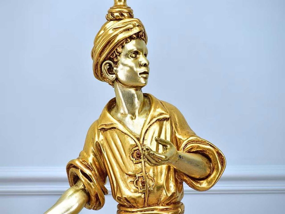 Антикварні італійські світильники «Нубійці»