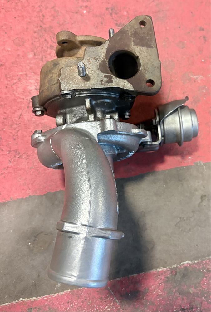 Turbina turbospreżarka  Sprzedam Turbo GARRETT  A/R42 M53 45