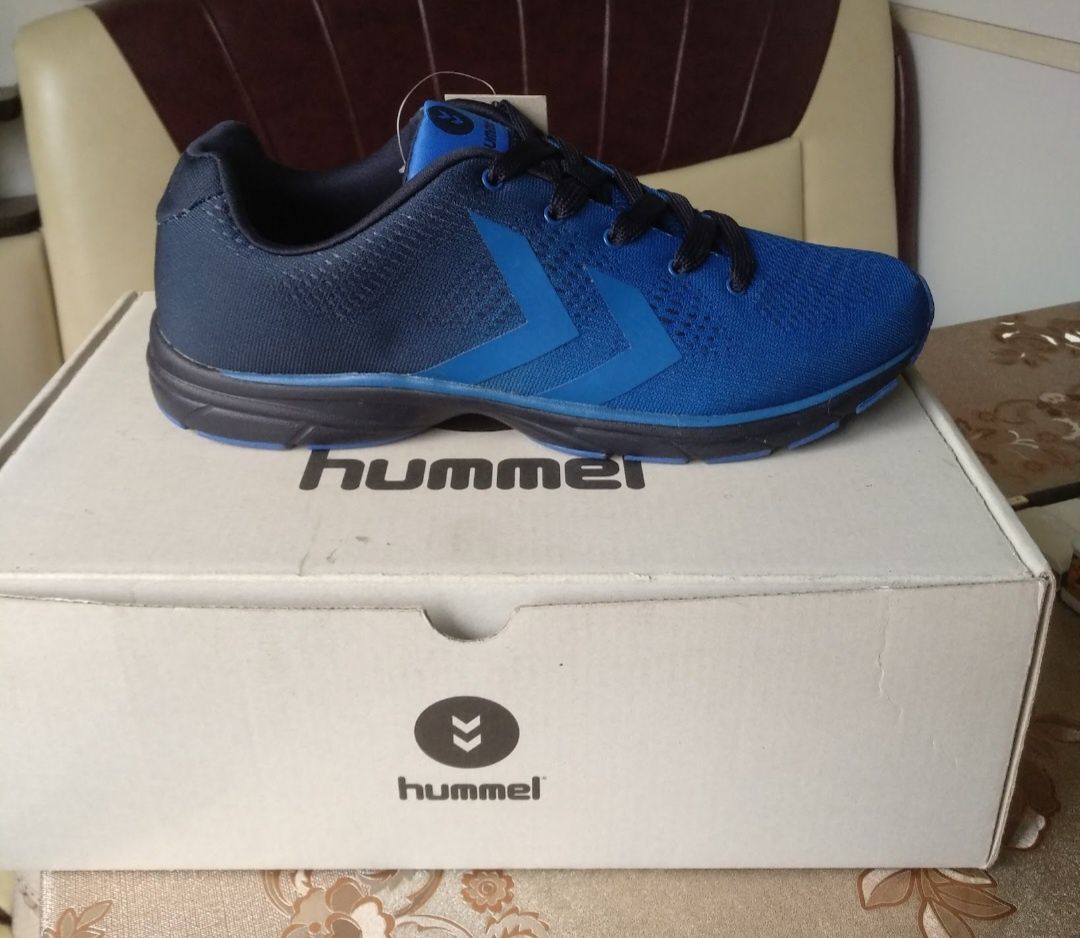 Продам кроссовки Hammel Aero1