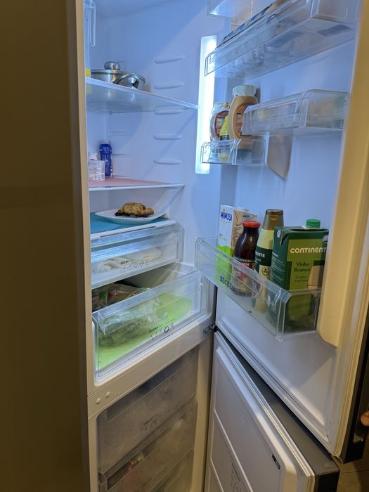 Frigorifico e maquina de lavar roupa