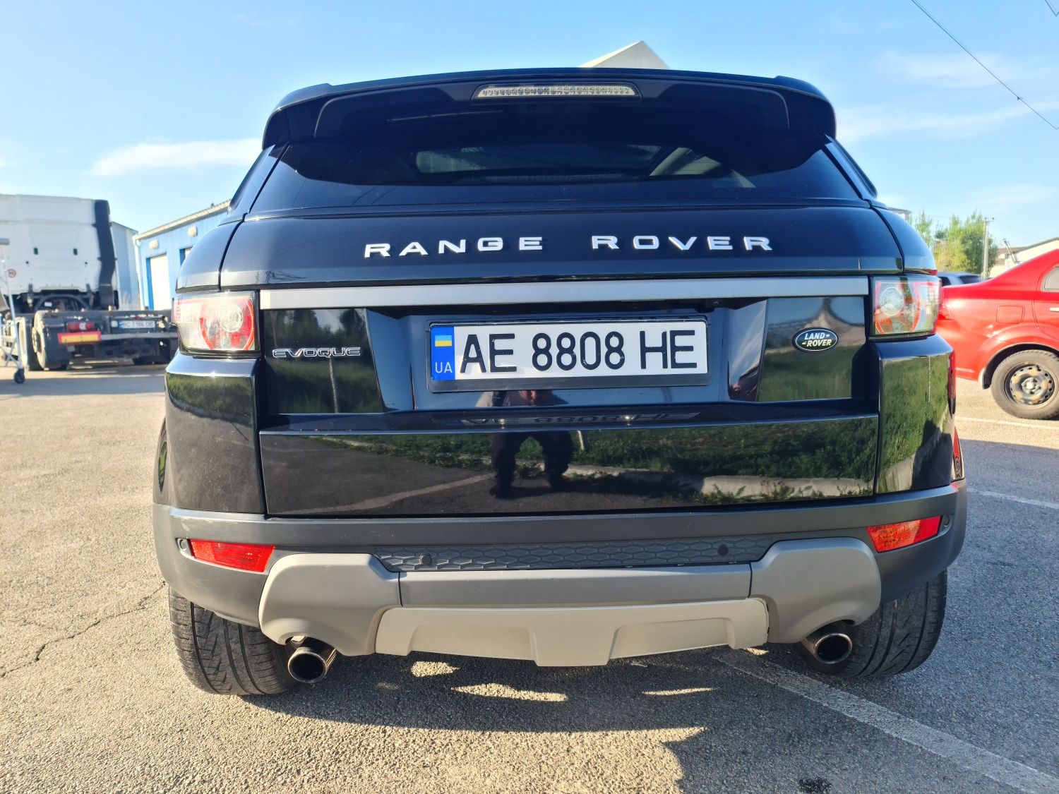 Дуже класний Range Rover Evoque