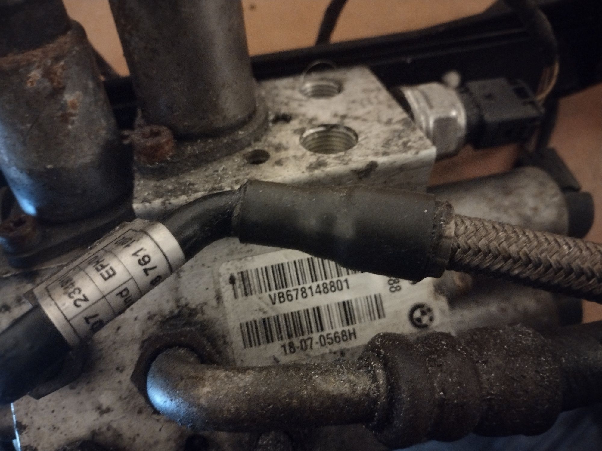 Blok dynamic drive BMW e60/e61 aktywnego stabilizatora