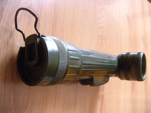 lampka latarka kątowa wojskowa turystyczna survival sprawna filtry