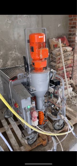 Штукатурна станція