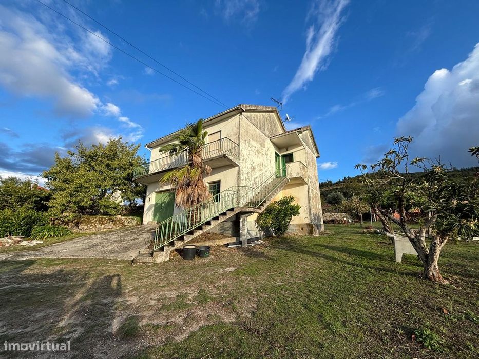 Quinta T3 Venda em Santa Marinha e São Martinho,Seia