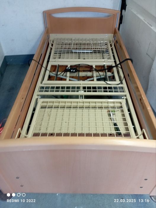 Електричне лiжко для хворих