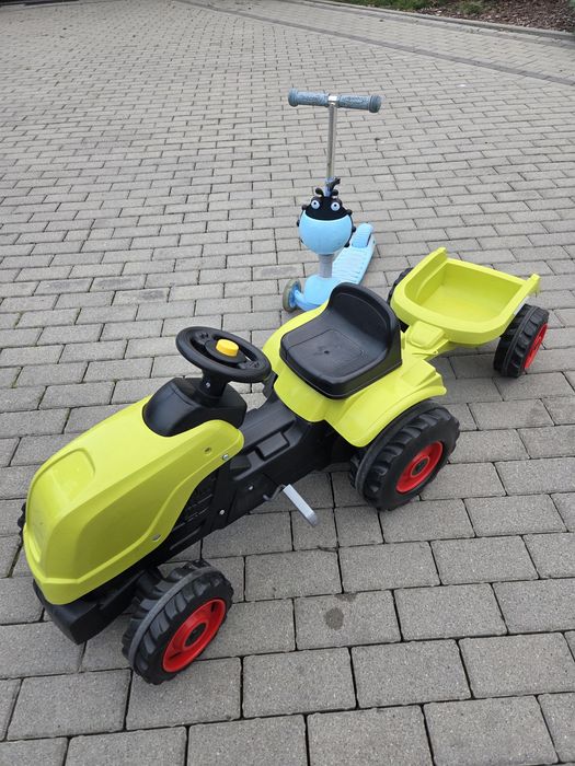 Traktorek dziecięcy smoby  z przyczepką+ hulajnoga gratis