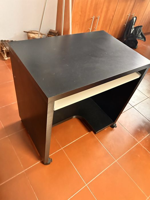 Secretária / Mesa