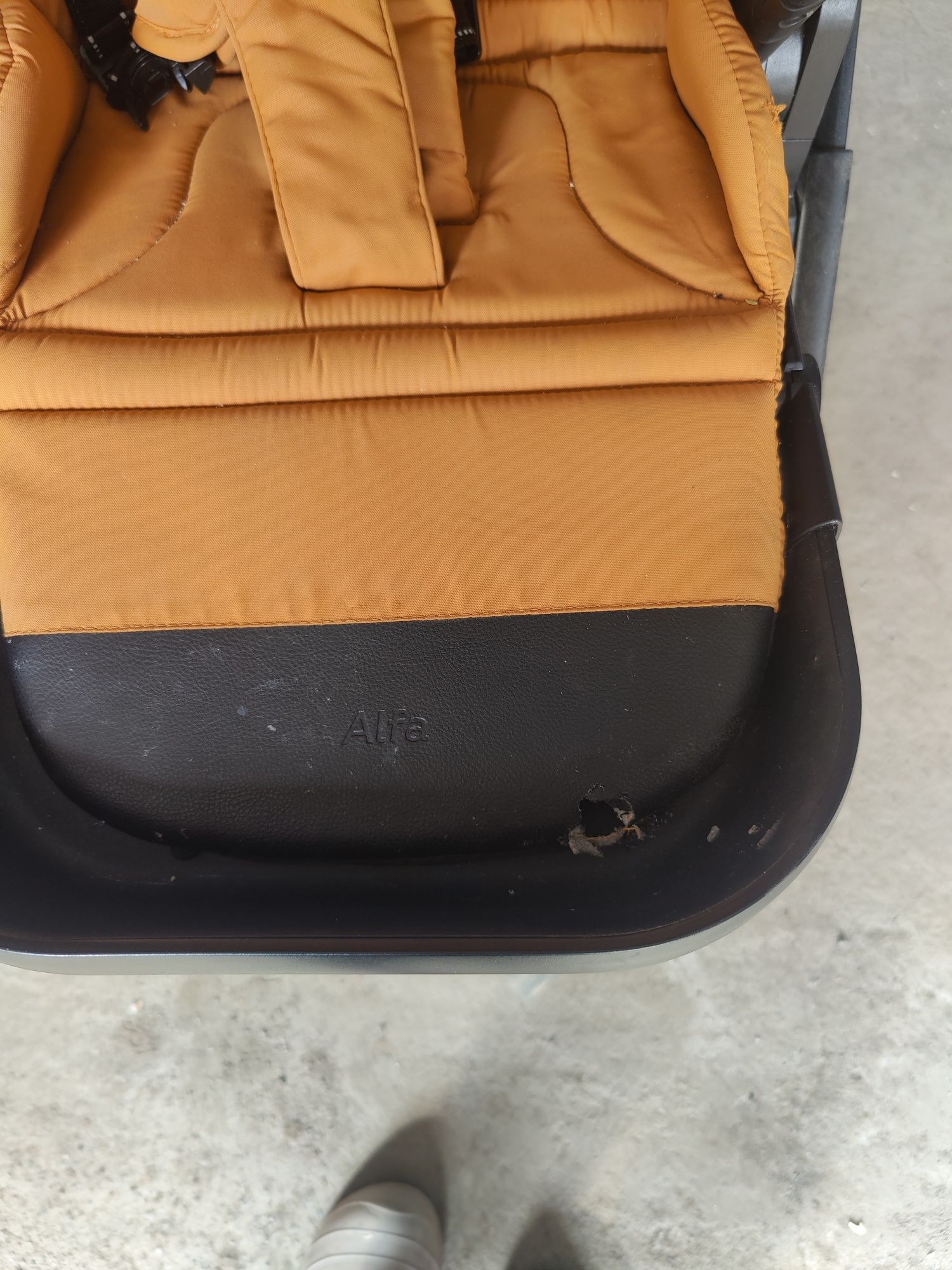 Дитячий візочок, коляска Carrello alpha два в одному