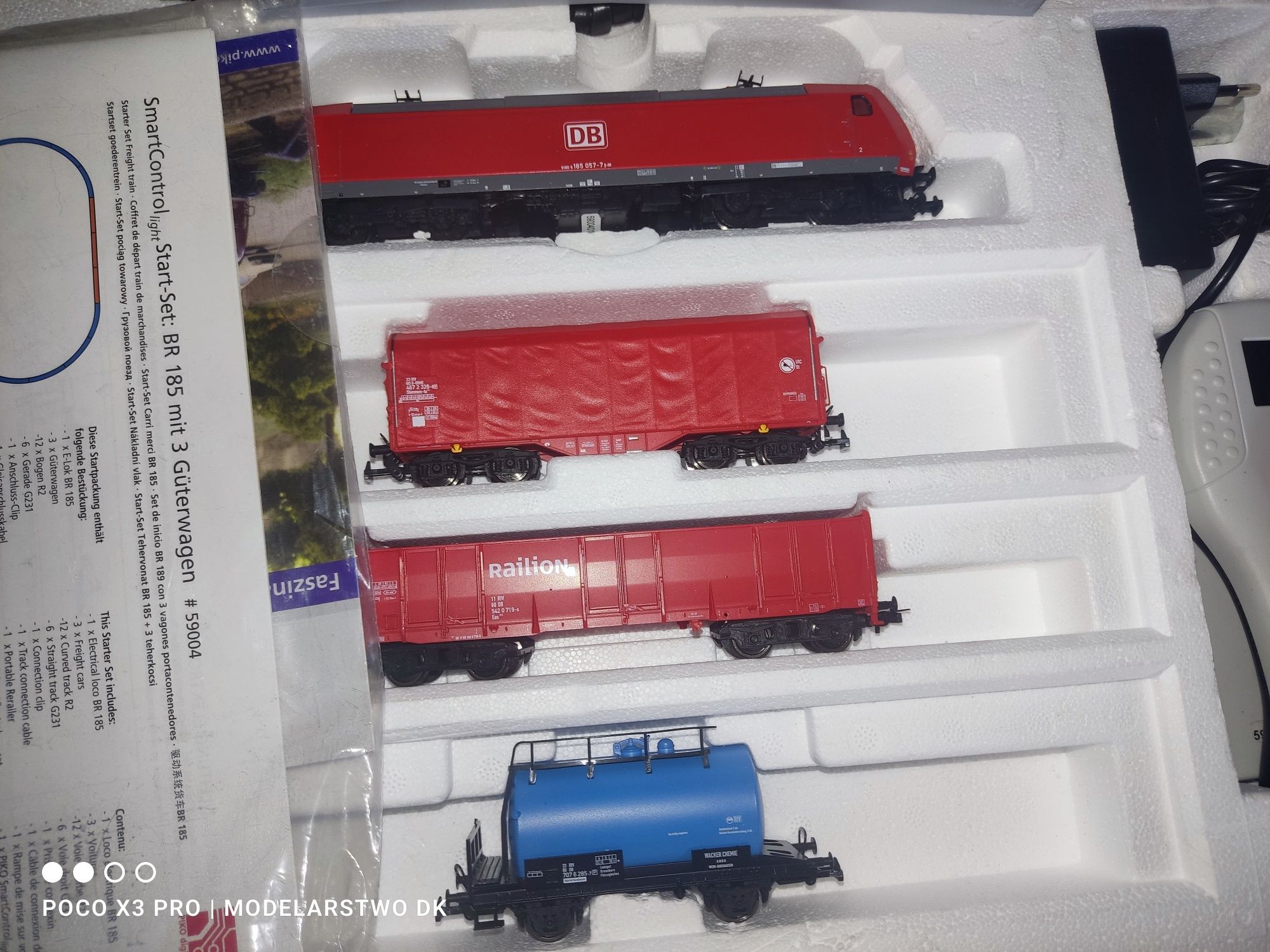 Piko cyfrowy zestaw towarowy 59004 w skali H0 1:87 kolejka makieta