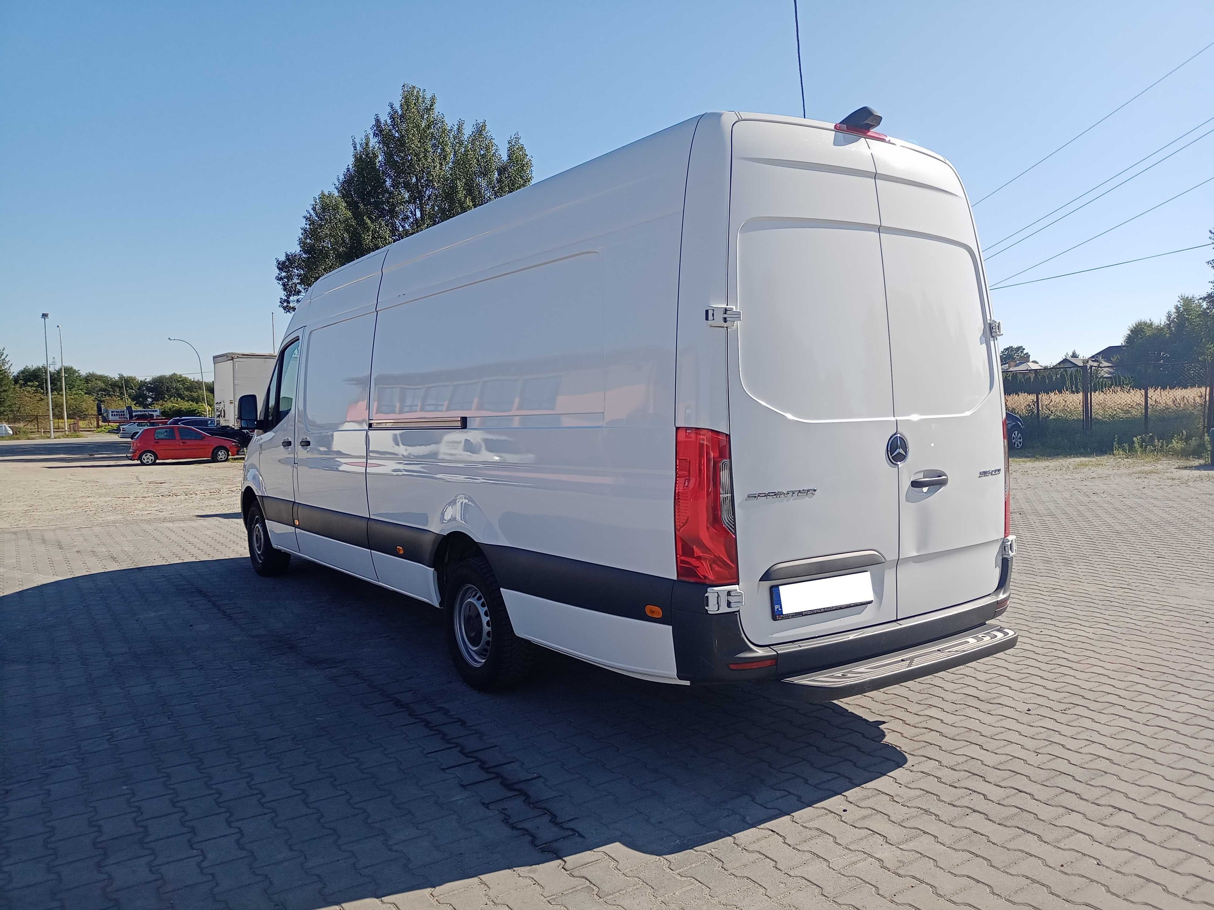 Wynajem busa Mercedes Sprinter 2021r./ 2.2 diesel/150km/ max długi