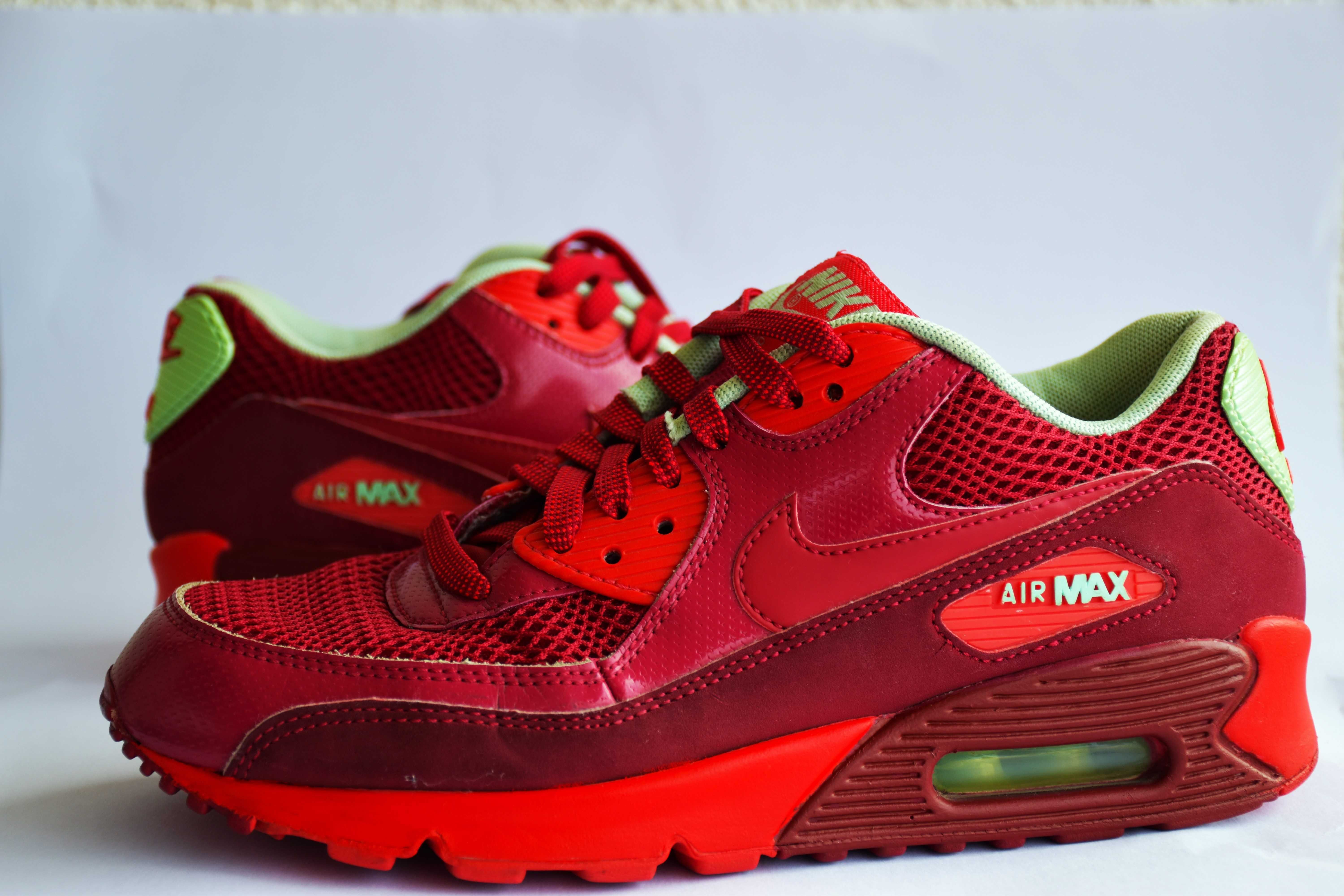 Kolekcjonerskie sneakersy Nike Air Max 90