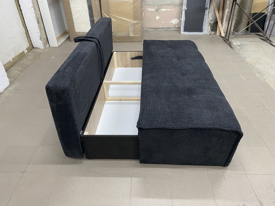 Kanapa rozkładana do salonu czarna tkaniny do wyboru