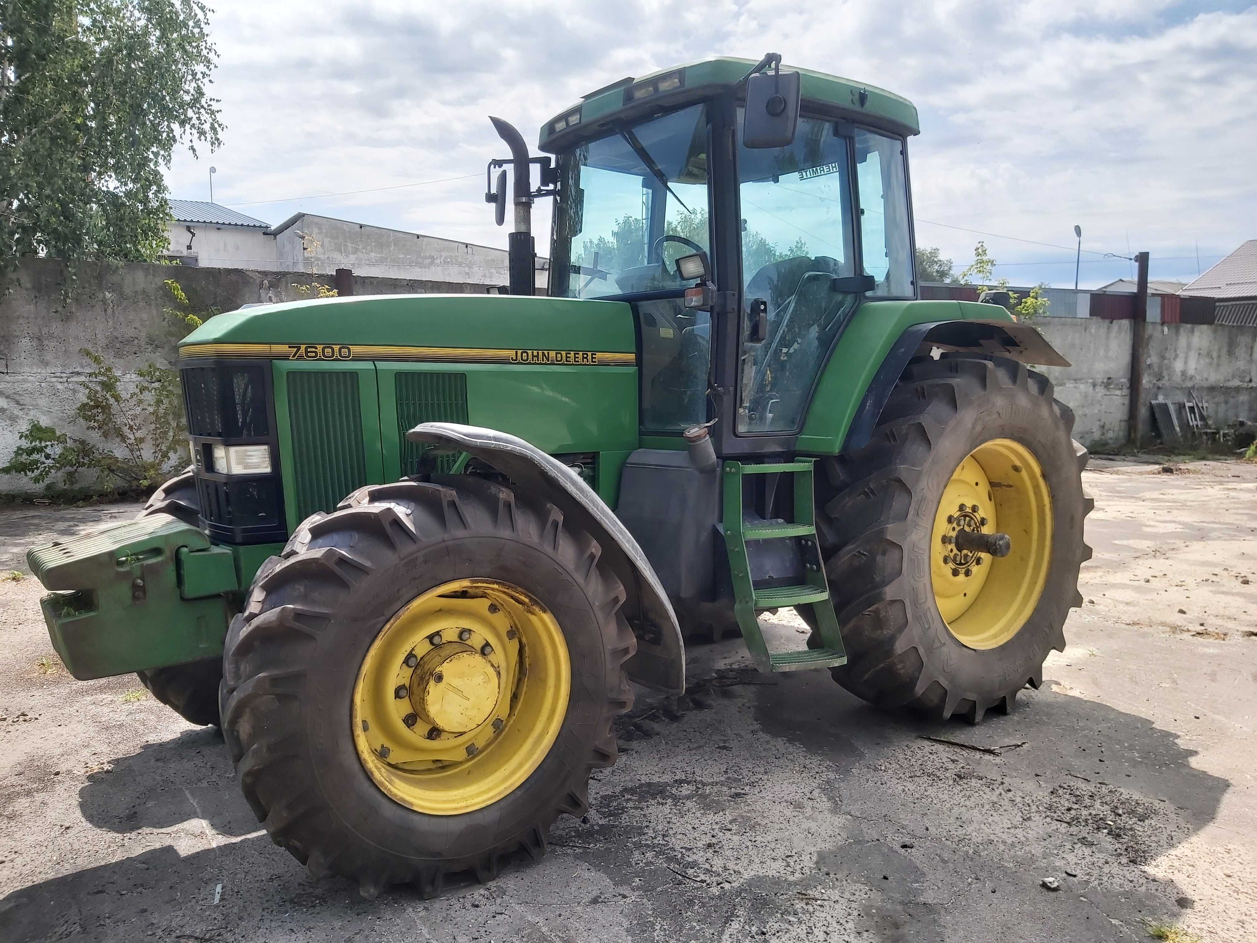 Трактор John Deere 7600 - 1995 рік