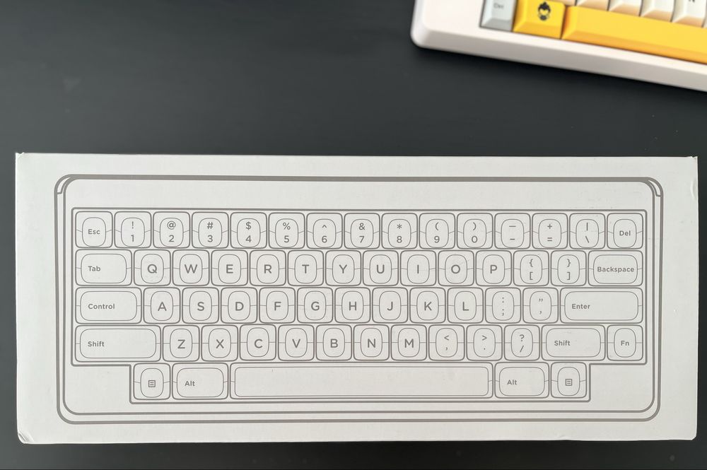 Teclado Custom RAMA WORKS KARA Soya 60% – Barebones