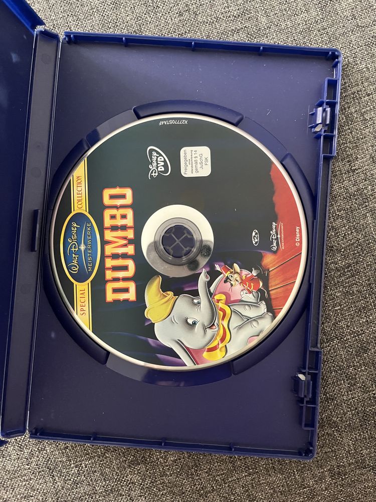 Dumbo film DVD ……….