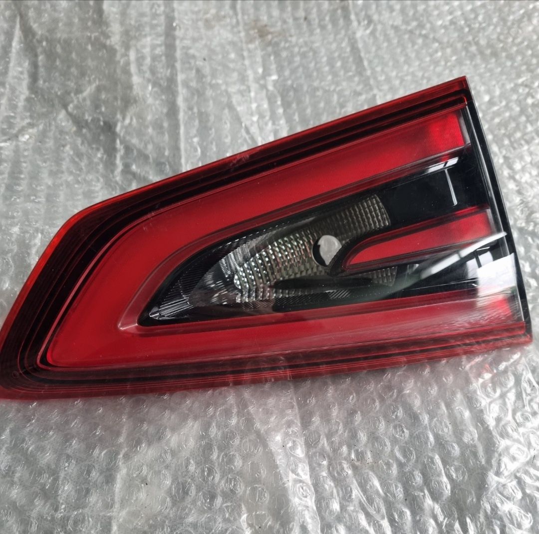 Lampa tył tylna lewa FORD S-MAX MK2 EM2B-13A603-BH od 2015-