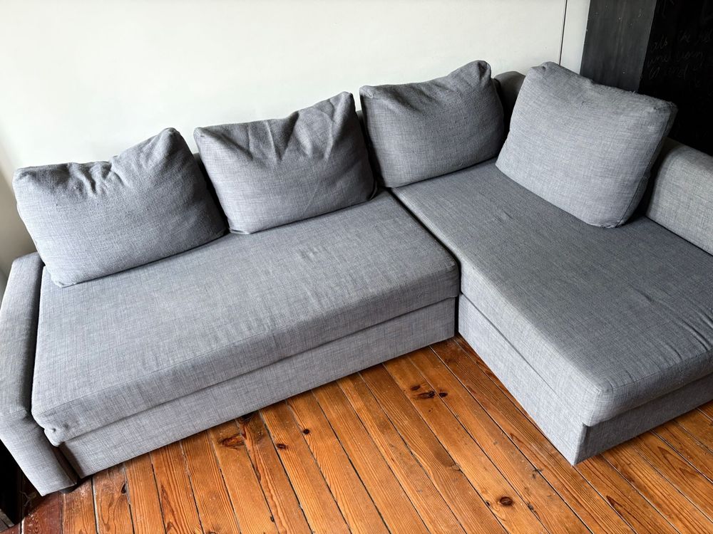Sofá-cama IKEA de canto com chaise longue e baú FRIHETEN