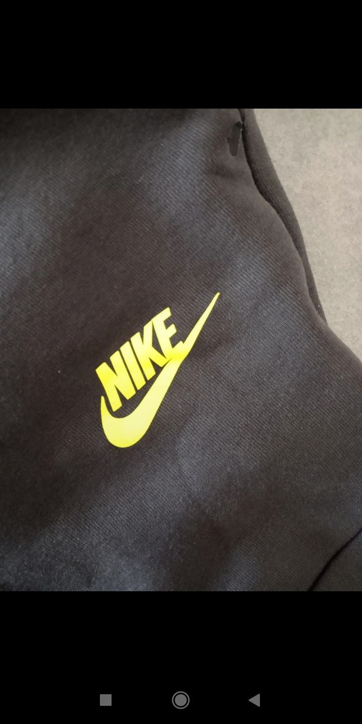 Spodnie dresowe Nike Tech Fleece, rozmiar S