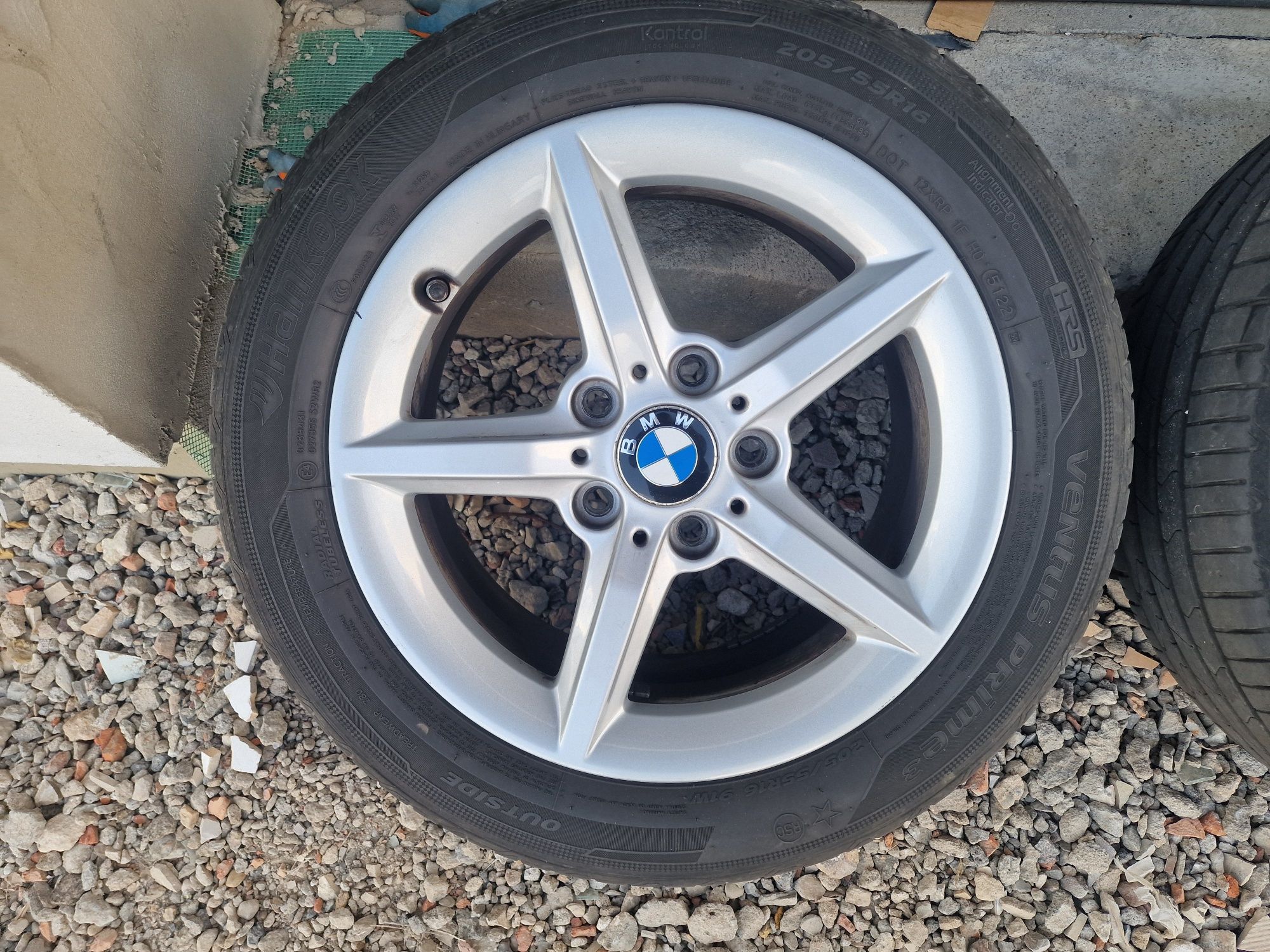 Felgi  BMW 205/55r16 opony 2022r Hankook.