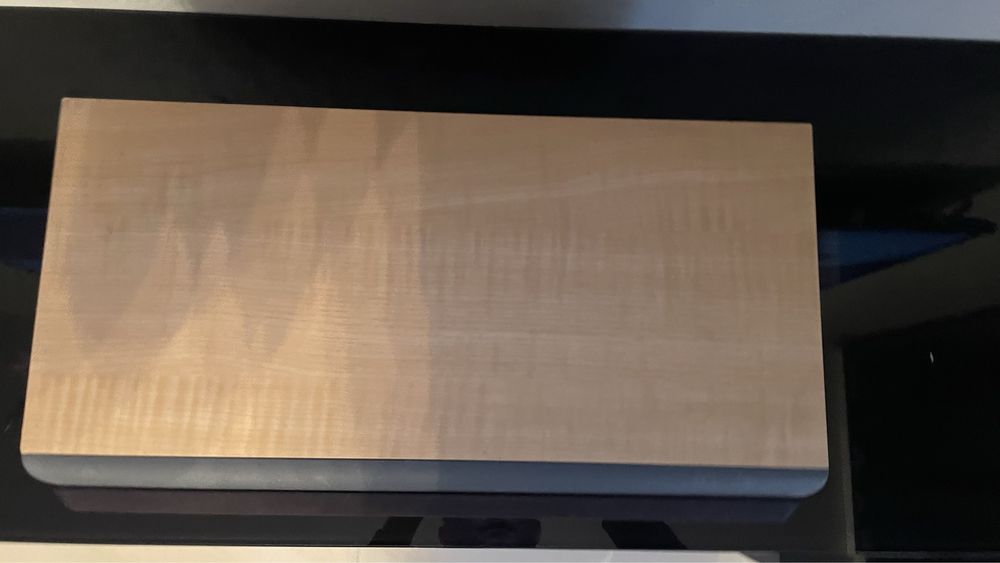 Centralna kolumna głośnikowa Bowers & Wilkins LCR3