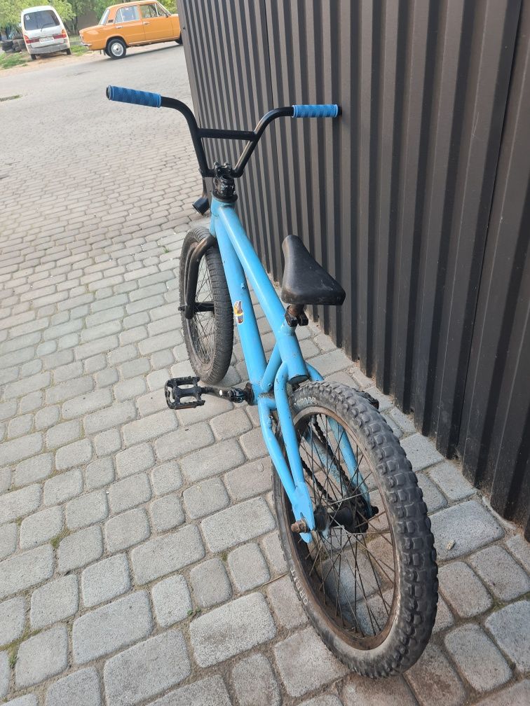 Продам трюковий велосипед BMX