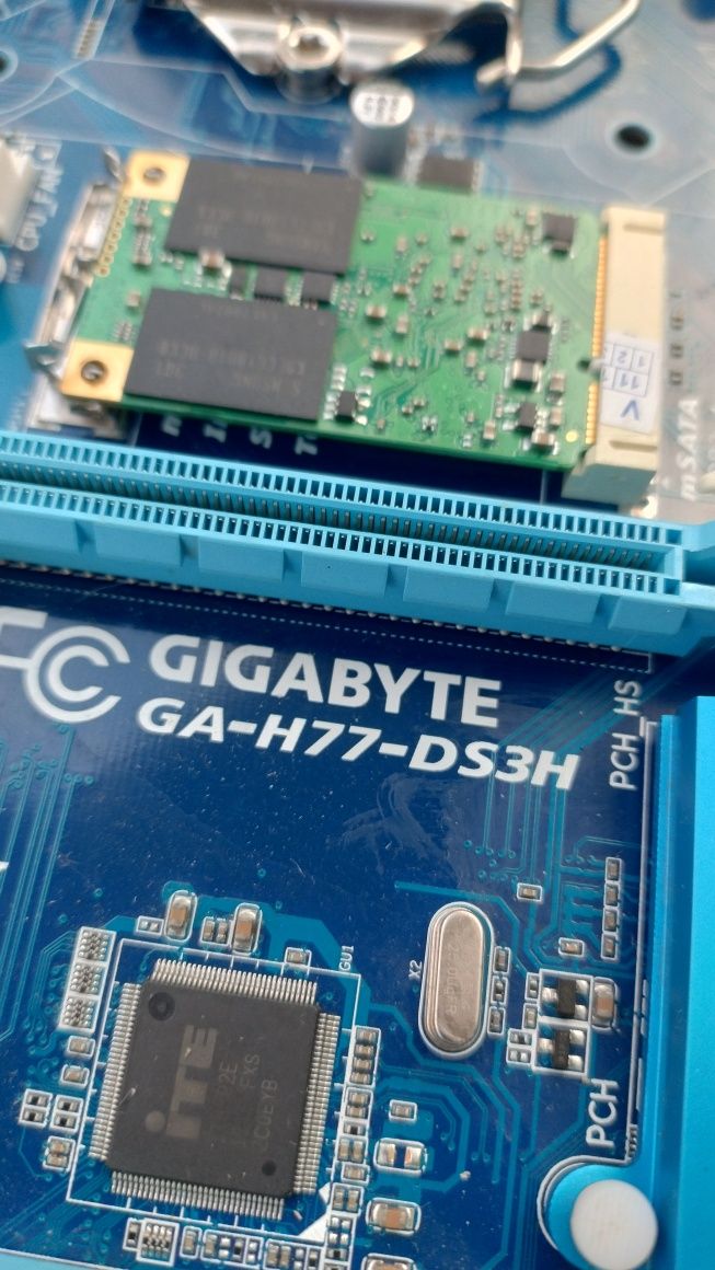 Płyta główna Gigabyte GA-H77-DS3H (uszk)
