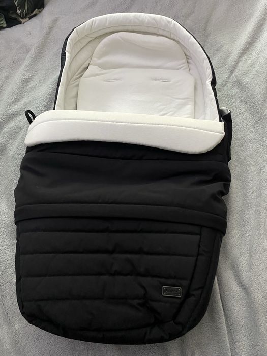 Sprzedam NOWY śpiworek Platinum Lite Cot Cybex pasuje do Priam Mios