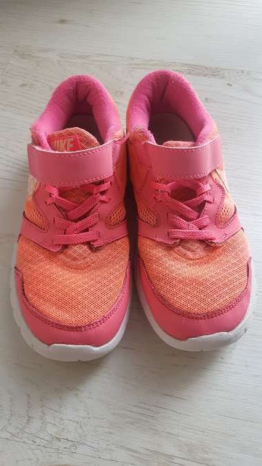 buty sportowe NIKE r. 32