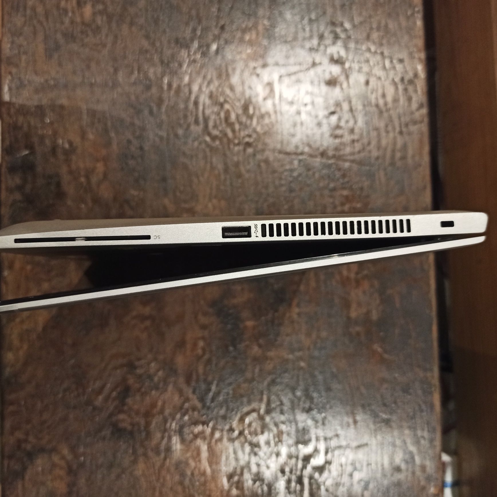 Dotykowy HP EliteBook 830 G5 i5 8GB/256GB - dotyk