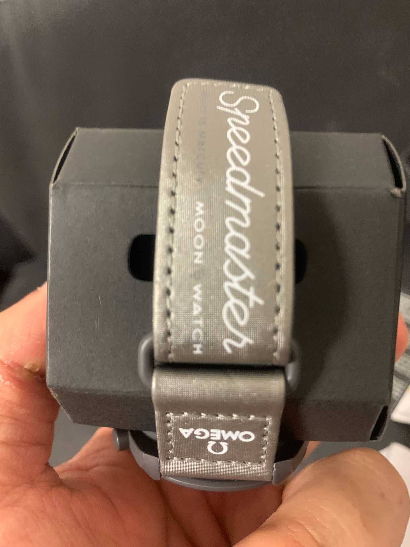 Omega x Swatch Mercury SO33A100 - Letni Festiwal Rabatów -50%