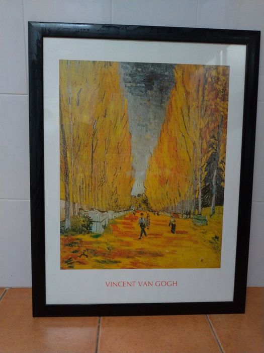 Quadros moldura em metal pintado.