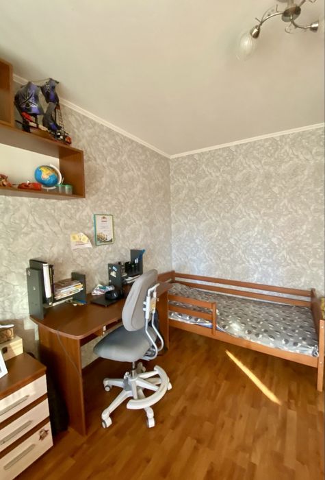 Продам 3-к кв с ремонтом 77м2 пр Героев Победа-6 Возможен безнал !