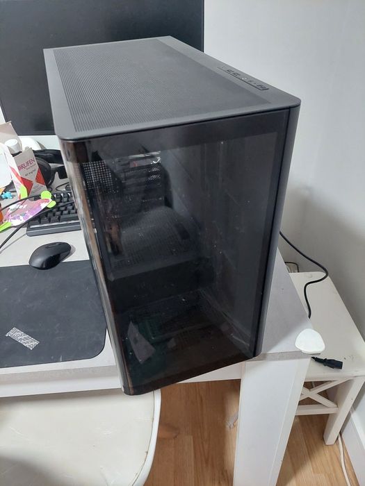 Vendo caixa pc jonsbo D300