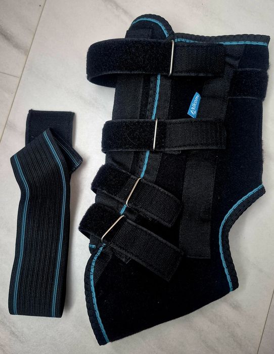 Бандаж на Гомілкостопний суглоб