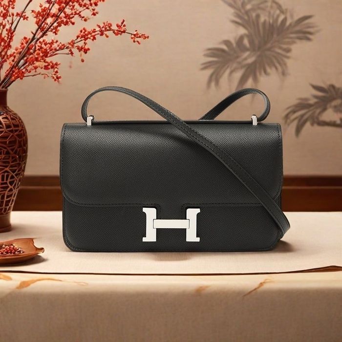 Жіноча сумка в стилі Hermes