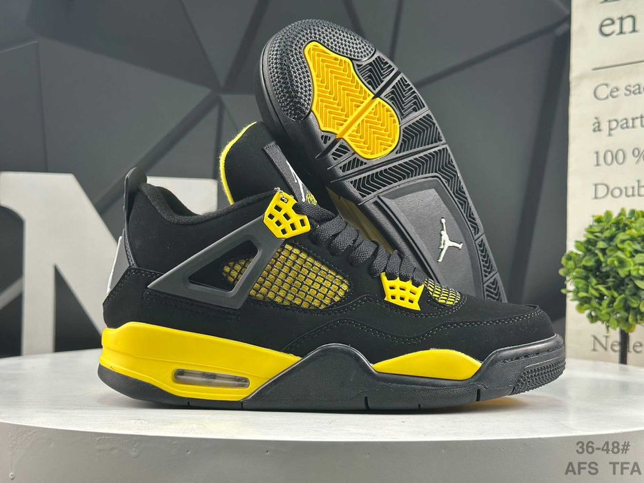 "Buty Trampki" Jordan 4_Retro Thunder _R.41