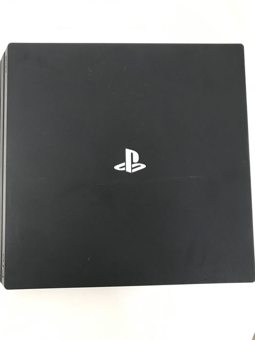 Приставка Sony PS4 Pro