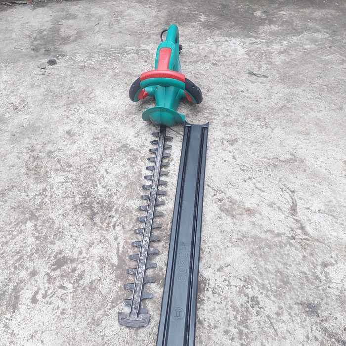 Кущоріз bosch бош кусторез для живоплоту для кущів