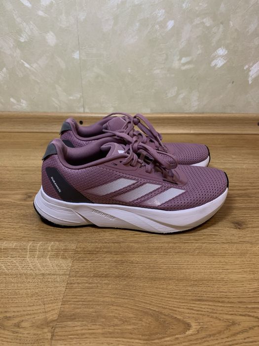 Кросівки жіночі адідас