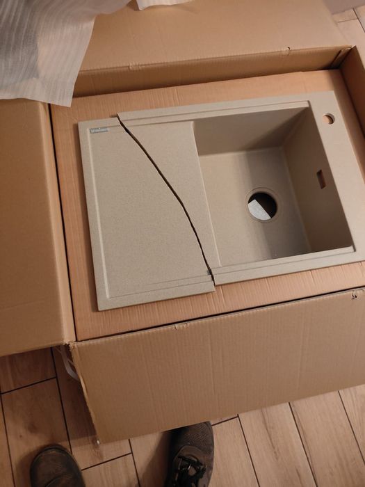 Zlew Granitowy Beżowy - pęknięty