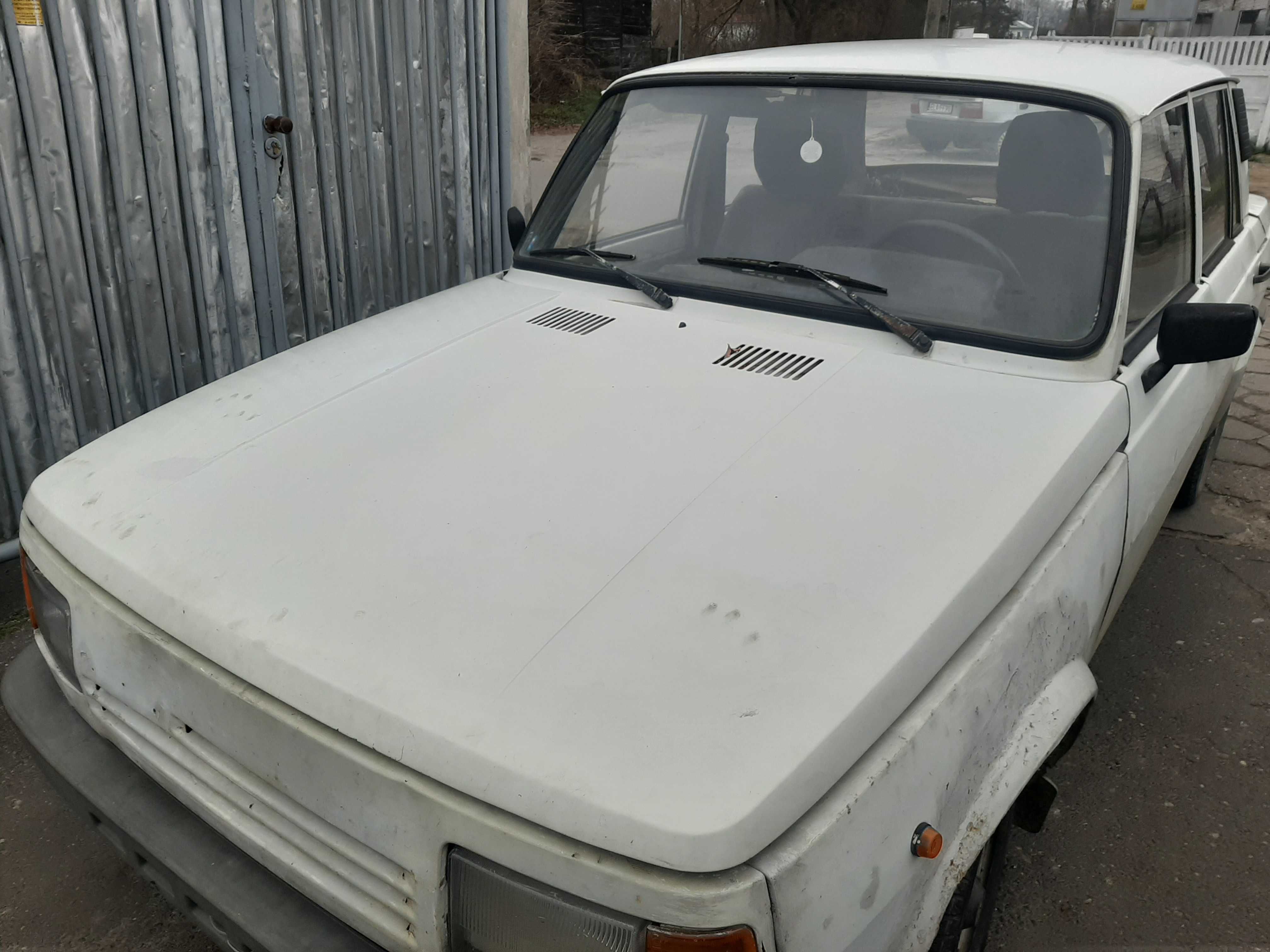 Wartburg 1.3i (silnik Polo) 1991r.Szyba czołowa